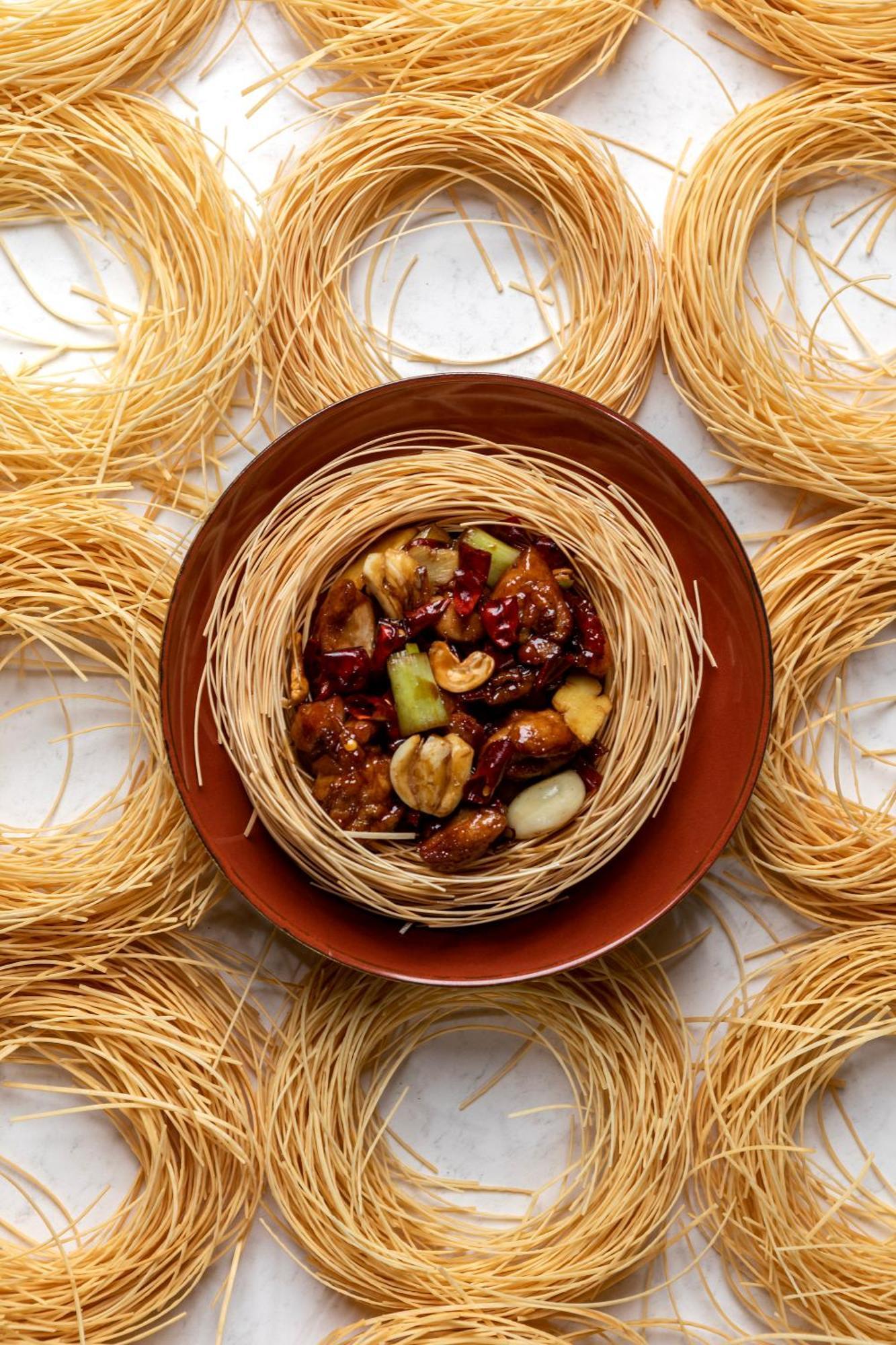 City Of Dreams Mediterranean - Integrated Resort, Casino & Entertainment ليماسول المظهر الخارجي الصورة A bowl of dry bee hoon