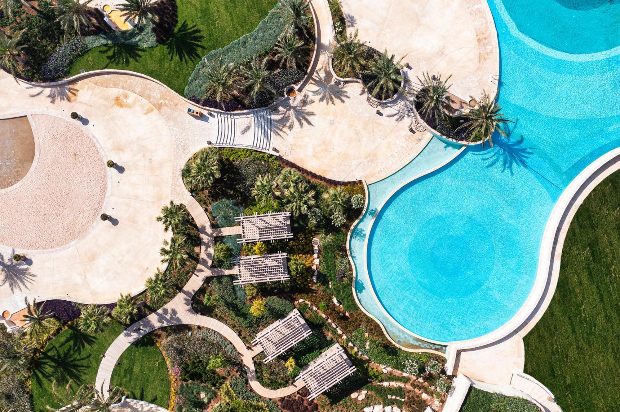 City Of Dreams Mediterranean - Integrated Resort, Casino & Entertainment ليماسول المظهر الخارجي الصورة Aerial view of the resort