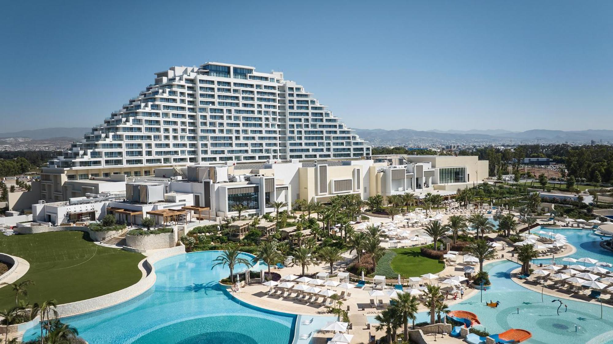 City Of Dreams Mediterranean - Integrated Resort, Casino & Entertainment ليماسول المظهر الخارجي الصورة The Atlantis Resort