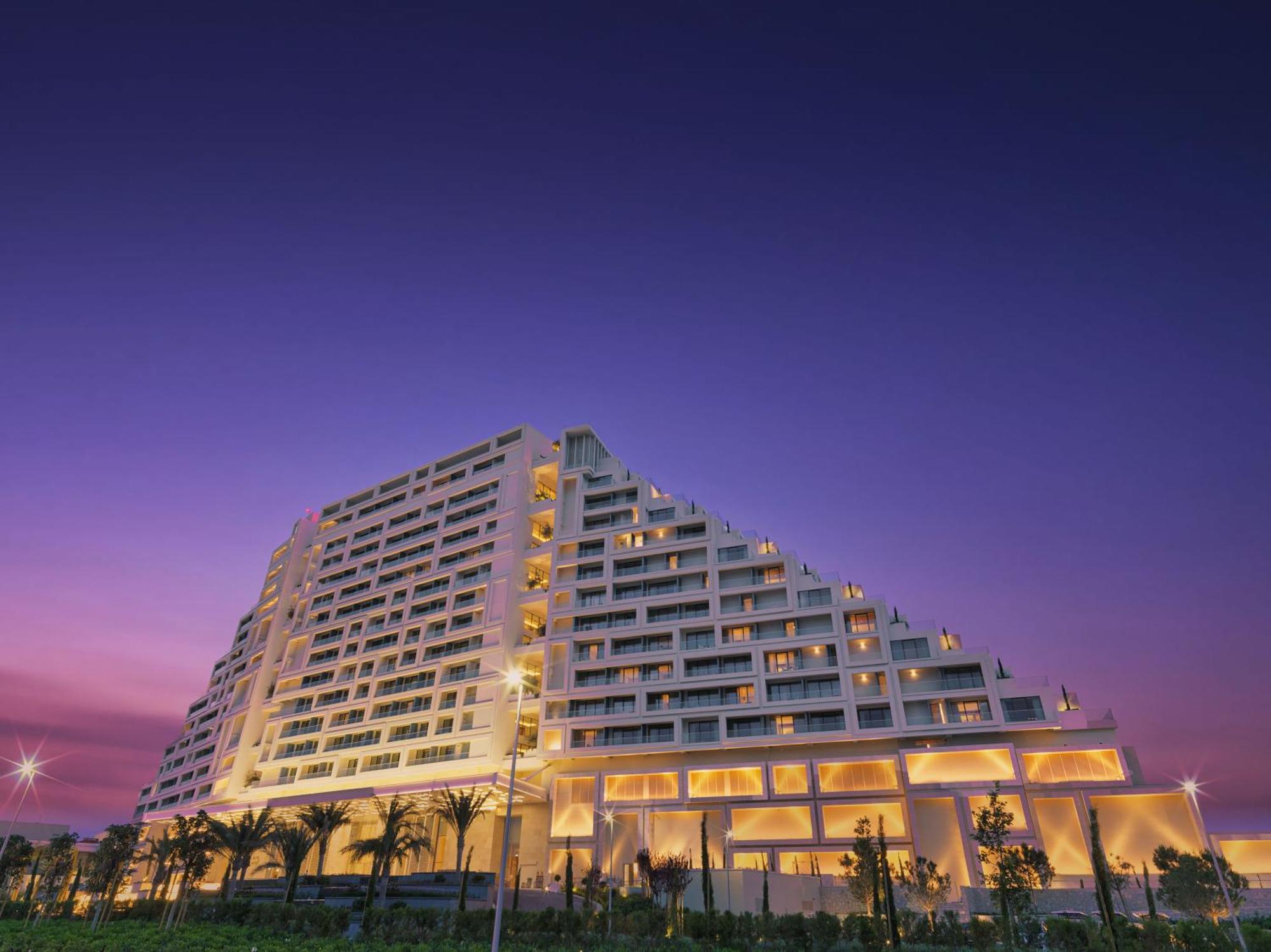 City Of Dreams Mediterranean - Integrated Resort, Casino & Entertainment ليماسول المظهر الخارجي الصورة The Royal